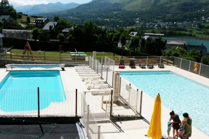 Camping du Lac (Arcizans-Avant  6 km)