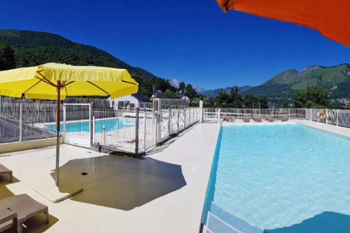 Camping du Lac (Arcizans-Avant  6 km)