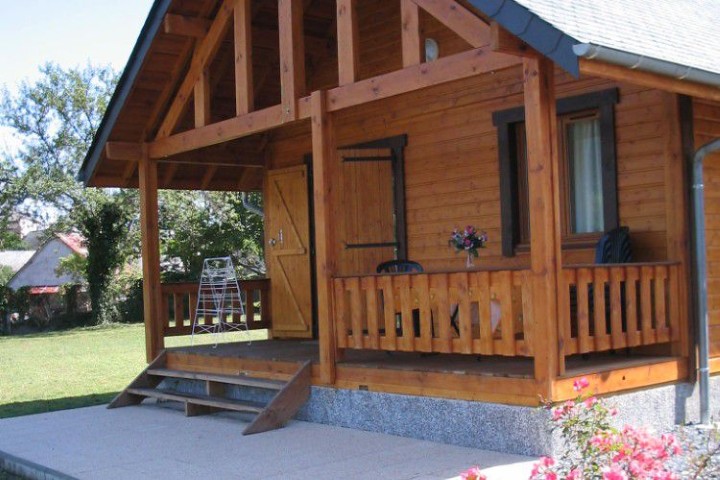 Camping du Lac (Arcizans-Avant  6 km)