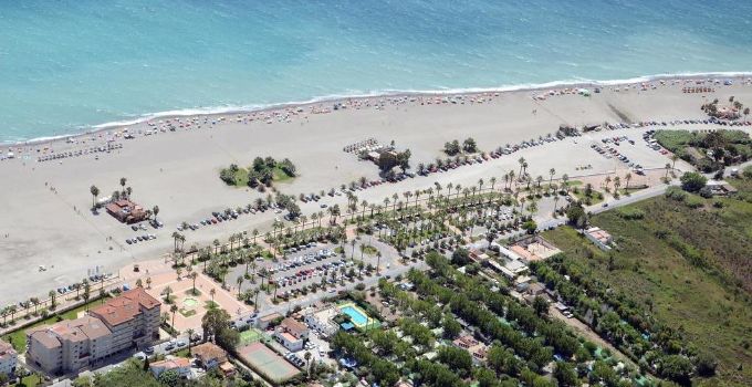 Camping Playa de Poniente 2* � Grenade