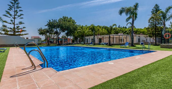 Camping El Faro � Cadiz