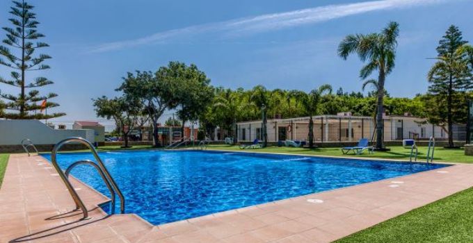 Camping El Faro � Cadiz